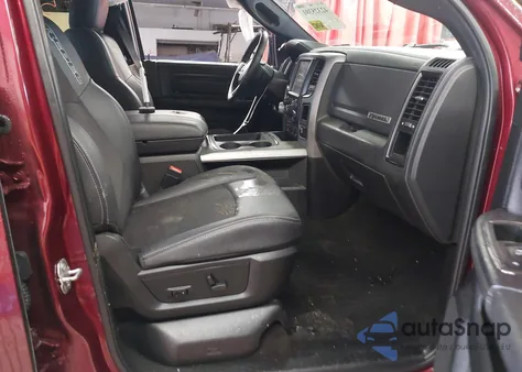 2017 Ram 1500 z USA, uszkodzony, nr VIN 1C6RR7YT8HS758860